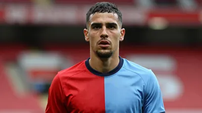 Brentford Farewell: Jordan Henderson Leaves for Chelsea, Reflecting on His Premier League Return