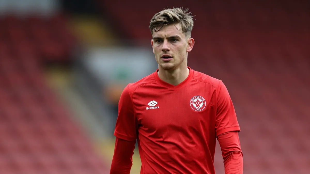 Brentford weigh loan exit for Benjamin Arthur as Celtic push